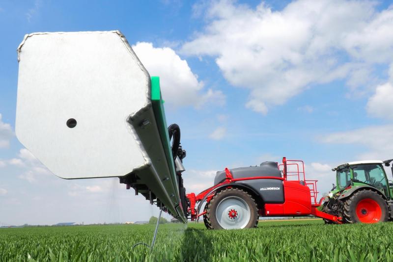 Sur les pulvérisateurs Horsch Leeb Autoselect, la hauteur de la rampe s’ajuste automatiquement aux buses utilisées.