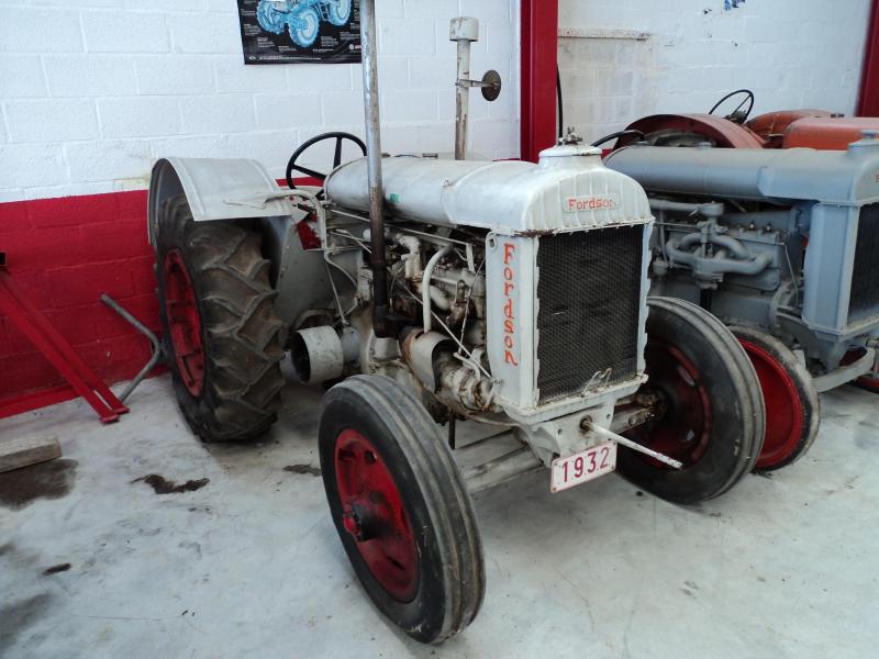 Ce Fordson N, évolution du Fordson F, a été construit en Angleterre.