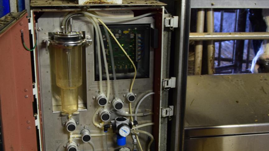 L’échantillonneur, placé sur le robot, est également utilisé pour le contrôle laitier.