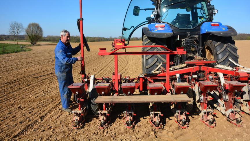 Les semis ont réellement commencé cette semaine, sous des conditions propices.