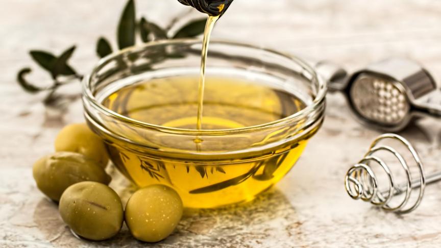 olive-oil-968657_1920