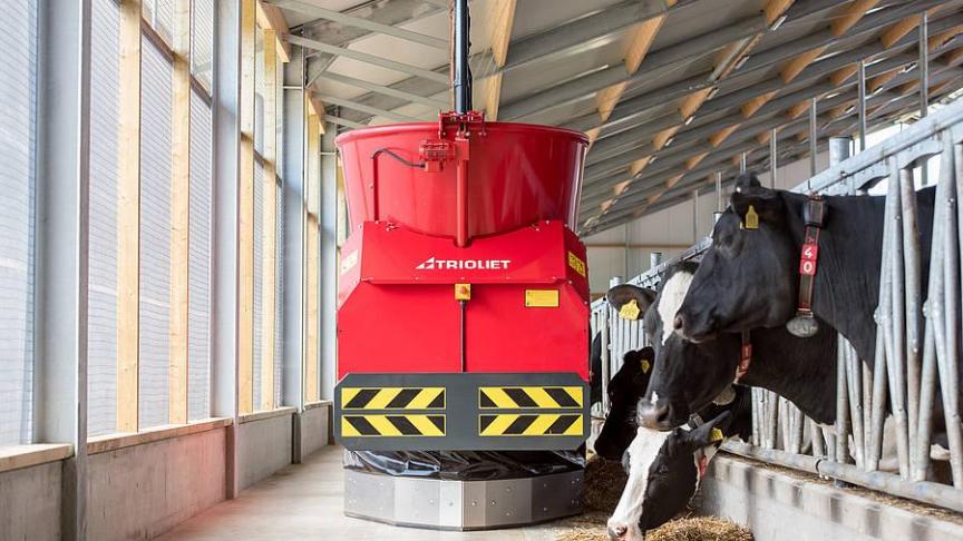 Automatiser l’alimentation : un investissement lourd mais permettant  d’économiser jusqu’à trois heures par jour.