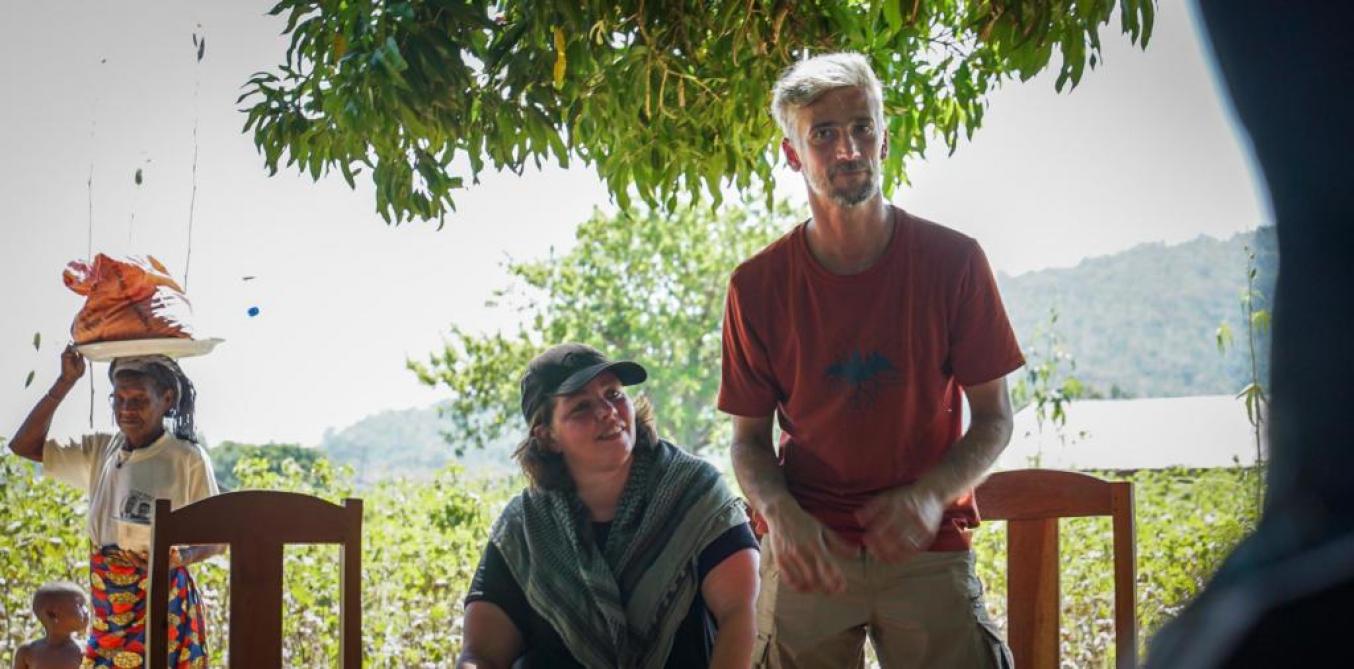 Cécile Schalenbourg et Cédric Saccone ont pu partager leurs expériences de terrain avec les agriculteurs béninois.
