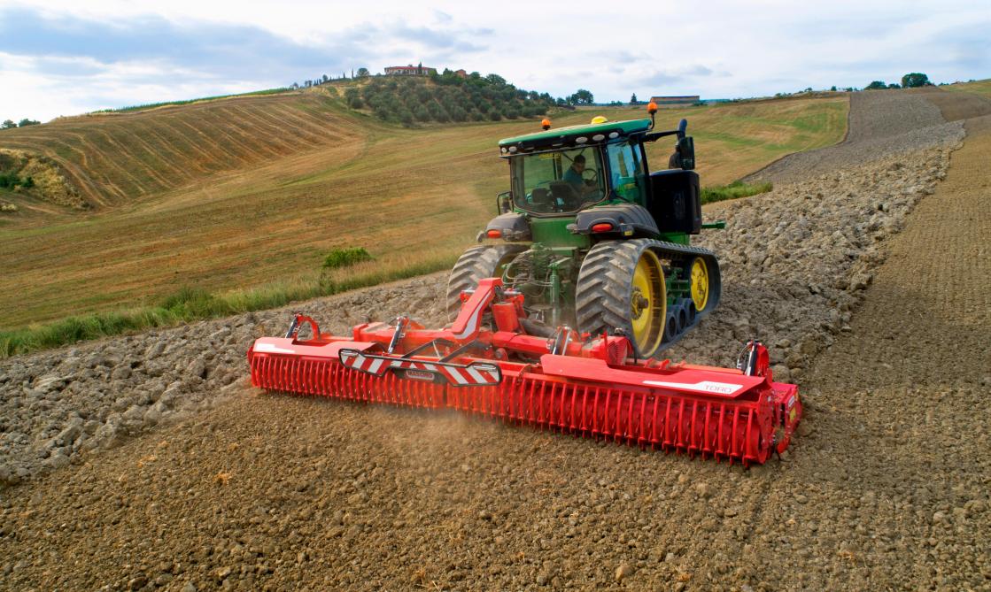 La herse isobus Toro IsoTronic permet à Maschio Gaspardo de s’adjuger le prix du public.