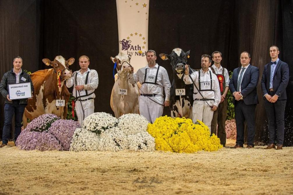Fidelia de Bois Seigneur (Impression, Pussemier E. et J.), championne vache adulte; 6503 ET (Apoll Pp, Misplon.R), réserve ; Emilie du Vailier (Effort, Jofras SC), mention.