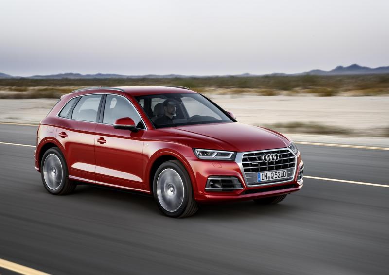 En hors-piste, le nouvel Audi Q5 peaufine ses capacités.