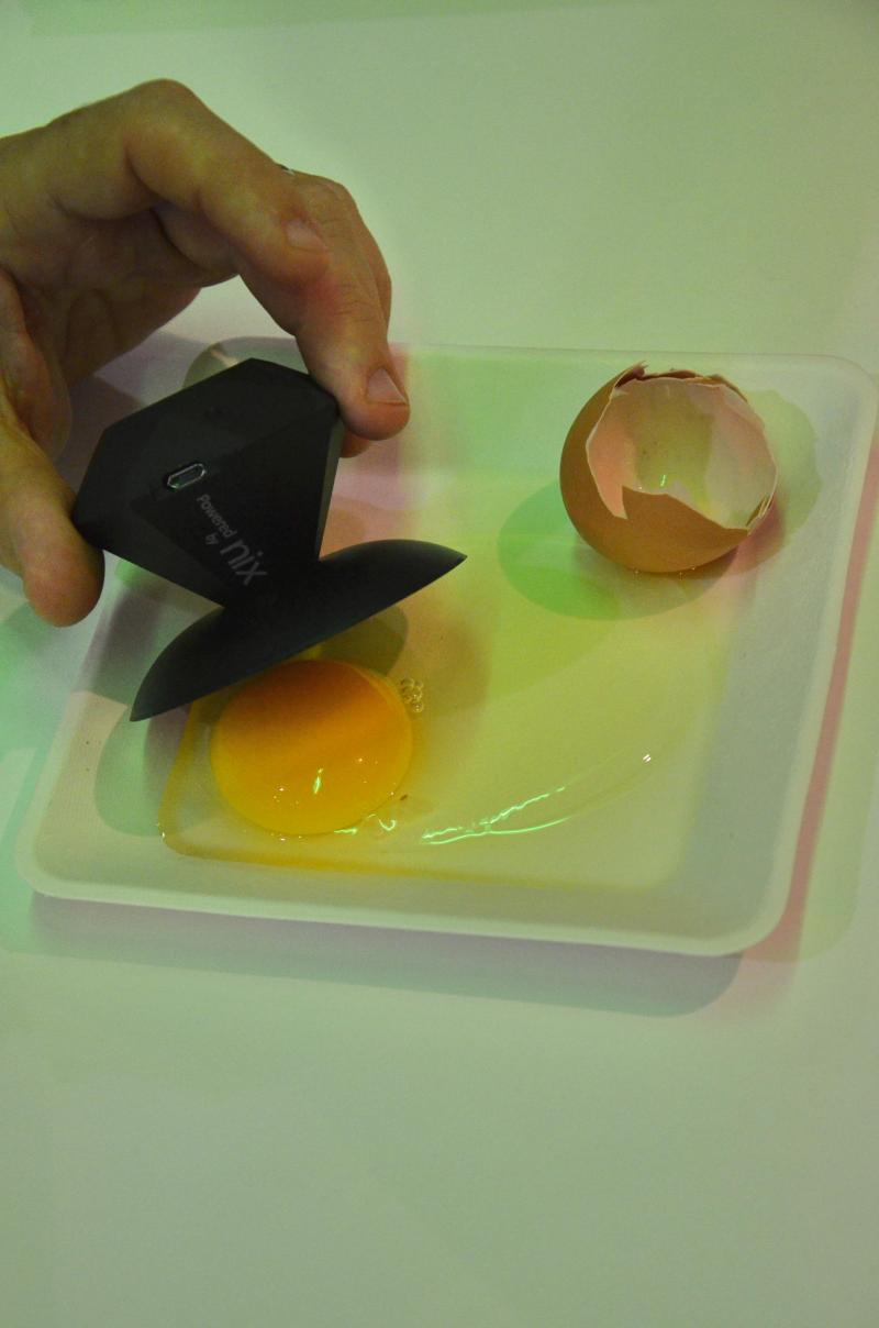 Le Digital YolkFan analyse numériquement le jaune de l’oeuf. Aucune erreur d’interprétation n’est donc possible.