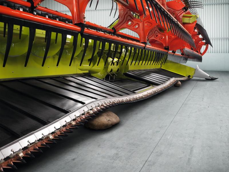 La barre de coupe à tapis Convio Flex serait adaptée pour un large panel de culture
: céréales, soja, colza, pois, féverole...