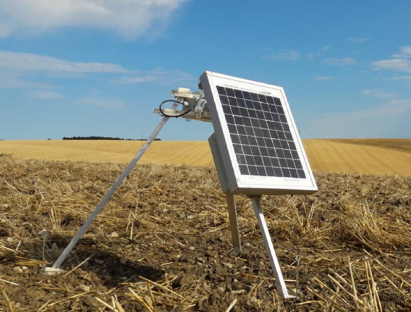 Le compteur de limaces Limacapt (De Sangosse) informe l’agriculteur  quant au niveau d’infestation de sa parcelle.