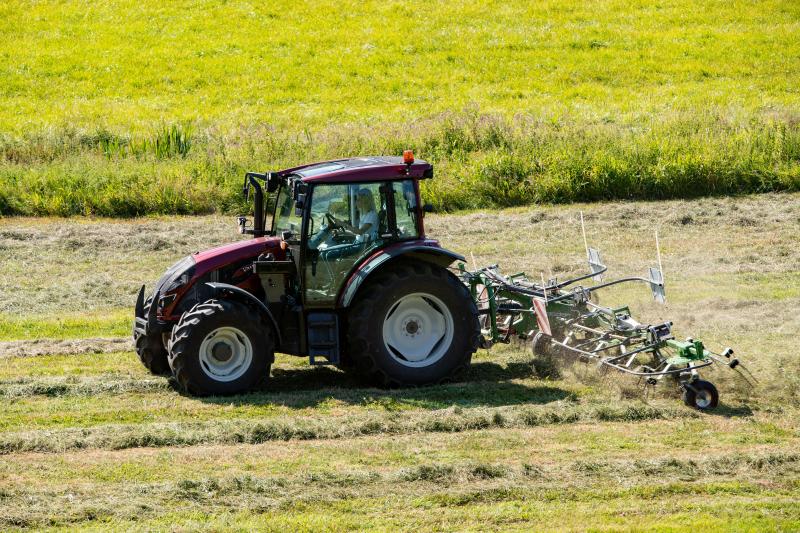 Les Valtra A104 et A114 sont dotés de la nouvelle transmission powershift HiTech 4.