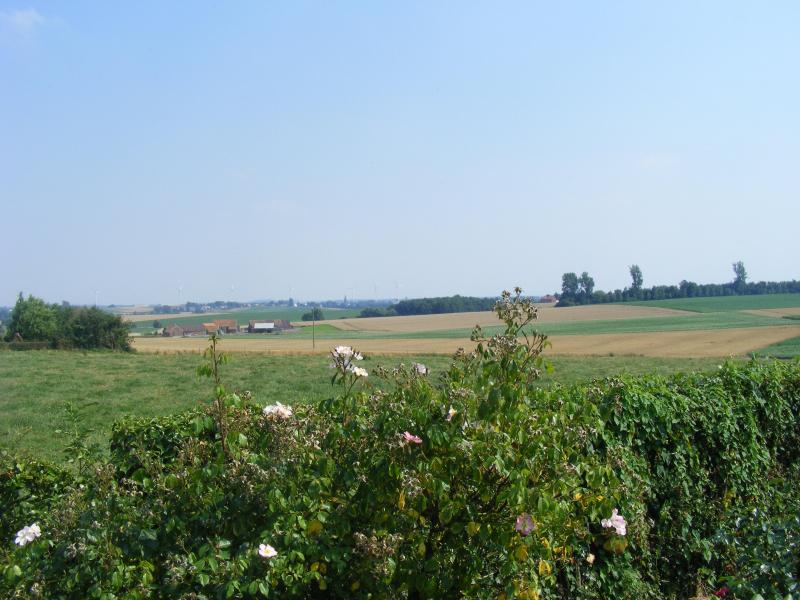 La haie multi-espèce est importante pour son apport en biodiversité.