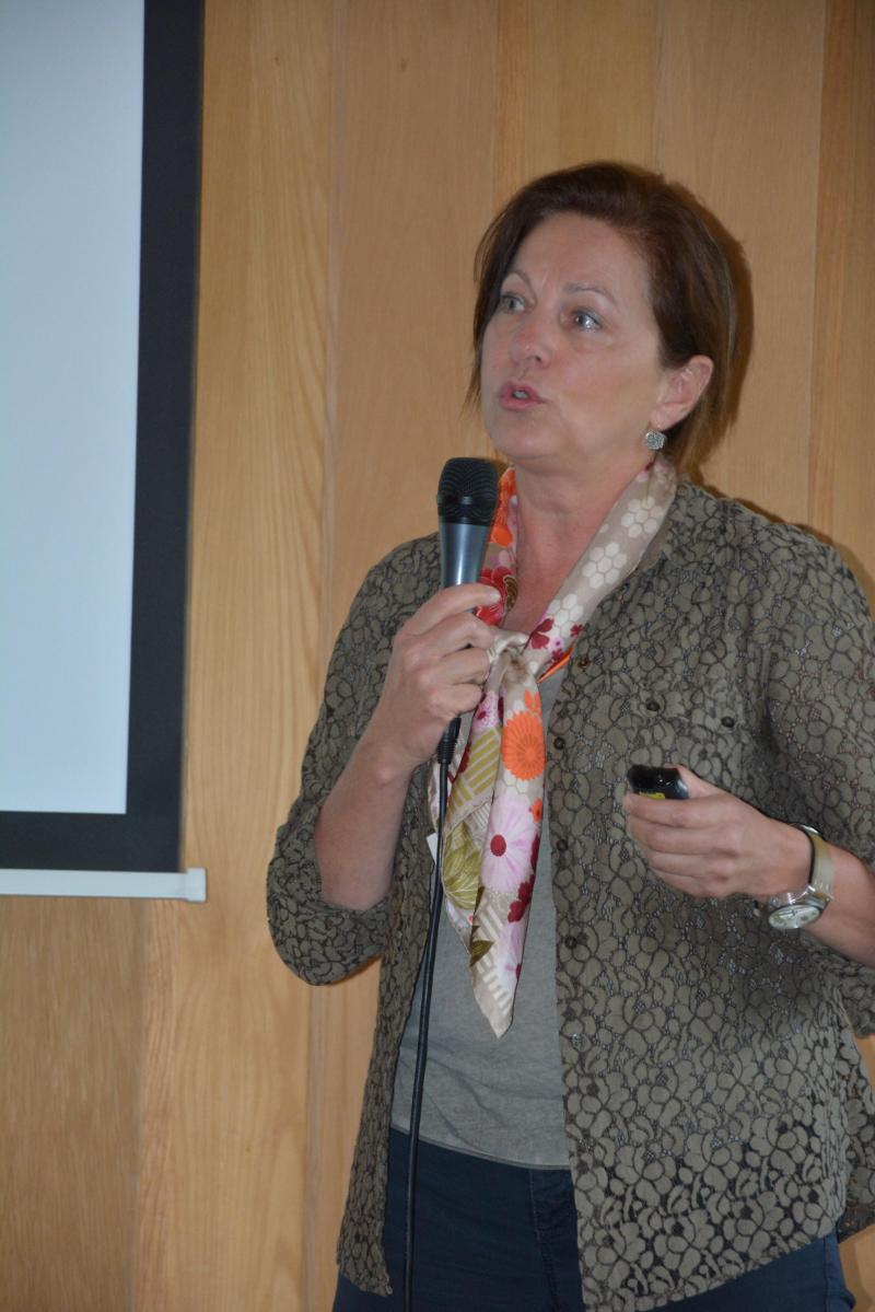«
Identifier les causes du mauvais état sanitaire ou de la mort d’un animal sauvage permet de surveiller l’évolution des différents agents pathogènes présents dans le milieu naturel
», explique Annick Linden.