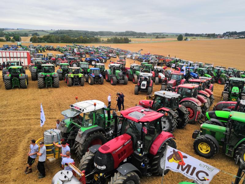 Près de 600 tracteurs ont rallié Ciney  ce lundi.