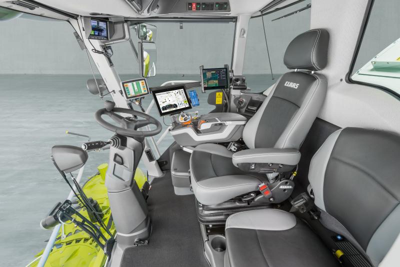 Dans la cabine, la position du volant peut être adaptée à la morphologie du conducteur.