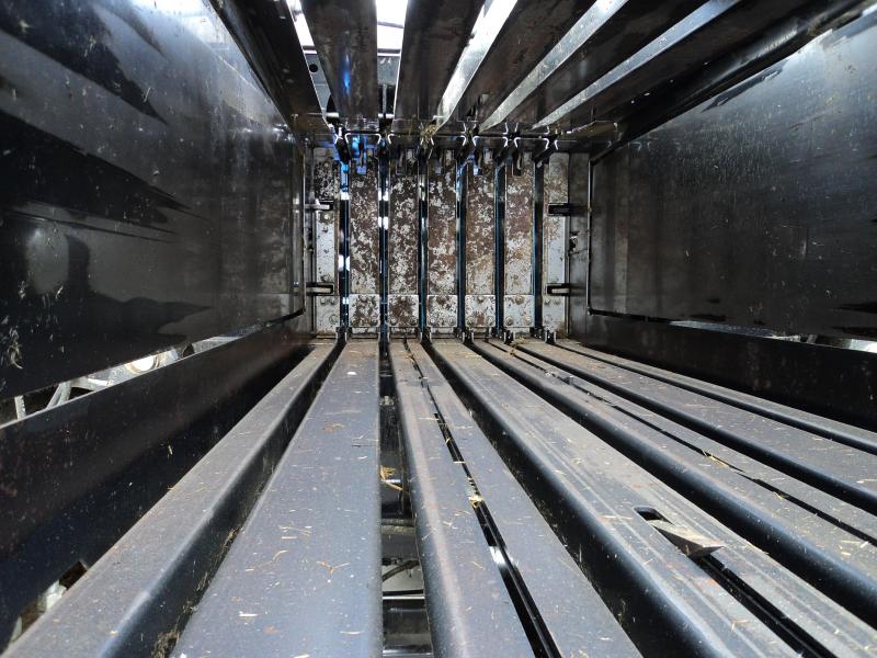 L’inspection de la chambre de compression, du piston et des organes connexes est primordiale pour éviter des dommages matériels conséquents en saison.