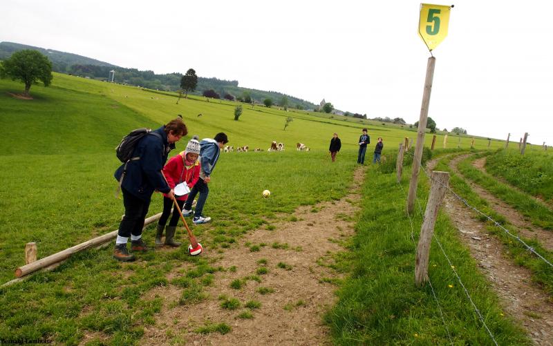 À la belle saison, le golf champêtre fait le plein de visiteurs 7 jours sur 7, ou presque.