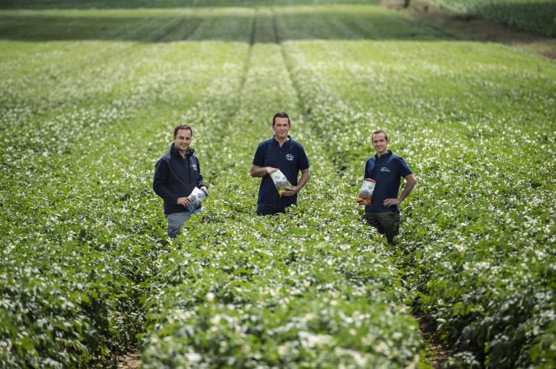 L’objectif des trois jeunes agriculteurs est de valoriser leurs pommes de terre à un meilleur prix pour assurer la pérennité de leurs exploitations.