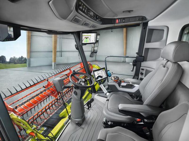 La Trion reçoit une nouvelle cabine plus spacieuse et plus confortable pour le chauffeur.
