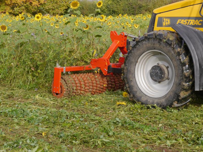 Le rouleau Güttler peut être utilisé individuellement,  par exemple pour la destruction de couverts.