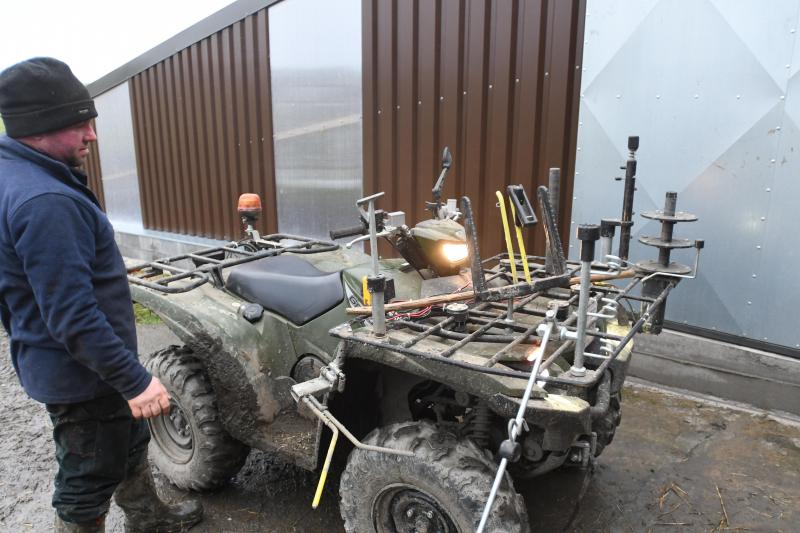 Pour gagner du temps avec le pâturage des couverts végétaux, les frères Baikrich ont décidé d’investir dans quad dédié à la pose de clôtures mobiles.