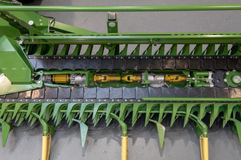 Chaque bec à maïs a une construction qui lui est propre. Il est important d’étudier le coût moyen à l’hectare car les frais d’utilisation peuvent être significativement différents d’un bec à l’autre.