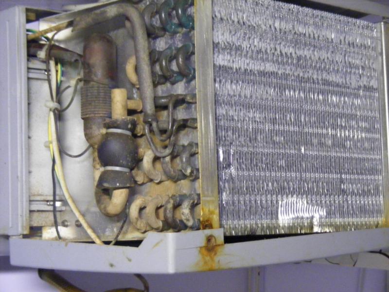 La surface d'achange thermique de l'évaporateur doit être suffisante pour garder un Delta T inférieur à 5°C. Cela évite le dessèchement excessif des légumes stockés.