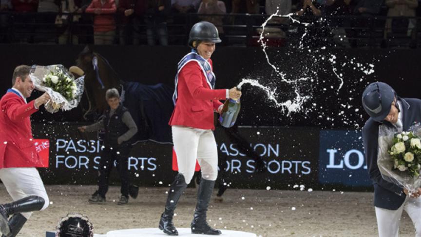 Le podium de Paris composé d’Elisabeth Madden, de Devin Ryan et d’Henrik von Eckermann.