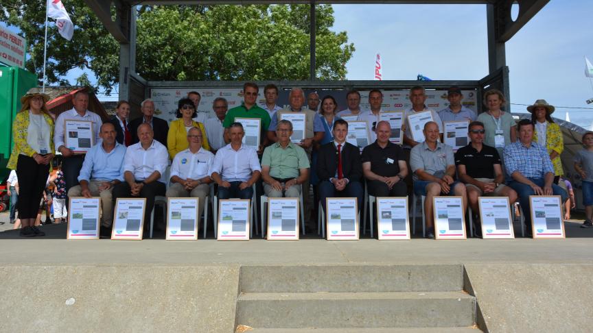 La remise des diplômes reste un moment important pour les représentants des marques sélectionnées par la Commission « Machines et Produits ».