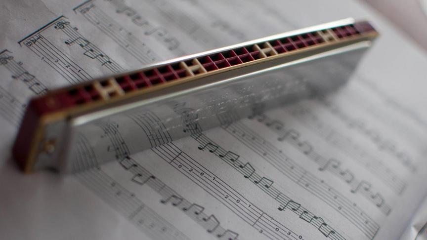 harmonica-2619860_1920