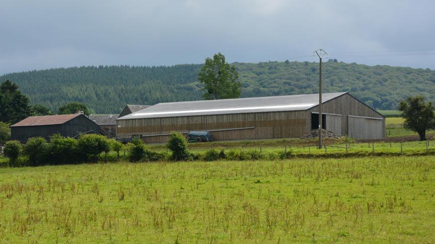 La plupart des élevages wallons sont de classe 3. La possession d’une déclaration d’environnement suffit pour mener son activité.