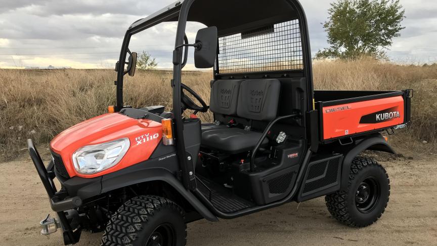 Le nouveau RTV-X1110 est disponible avec arceau de sécurité ou cabine.