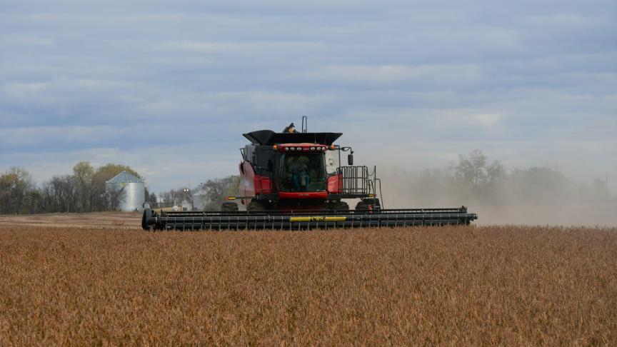 L’annonce de cet accord – en mesure notamment de relancer les exportations américaines de soja vers la Chine, qui avaient accusé une très lourde baisse en 2018 – ne ravit pas tout le monde, au premier chef, l’Union européenne, qui voit d’un mauvais œil ce rapprochement entre les deux principales puissances économiques du monde.