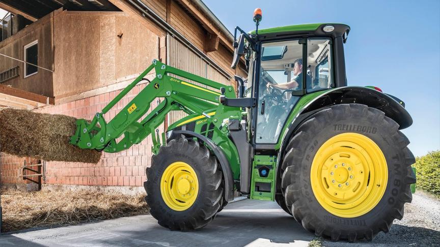 La transmission AutoPowr est désormais disponible sur les 6090M (90 ch),  6100M (100 ch), 6110M (110 ch), 6120M (120 ch), 6130M (130 ch) et 6140M (140 ch).