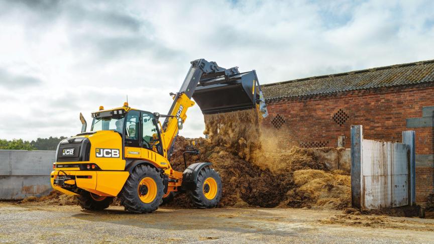 Les quatre modèles reçoivent la nouvelle cabine Command Plus, pour une visibilité accrue.