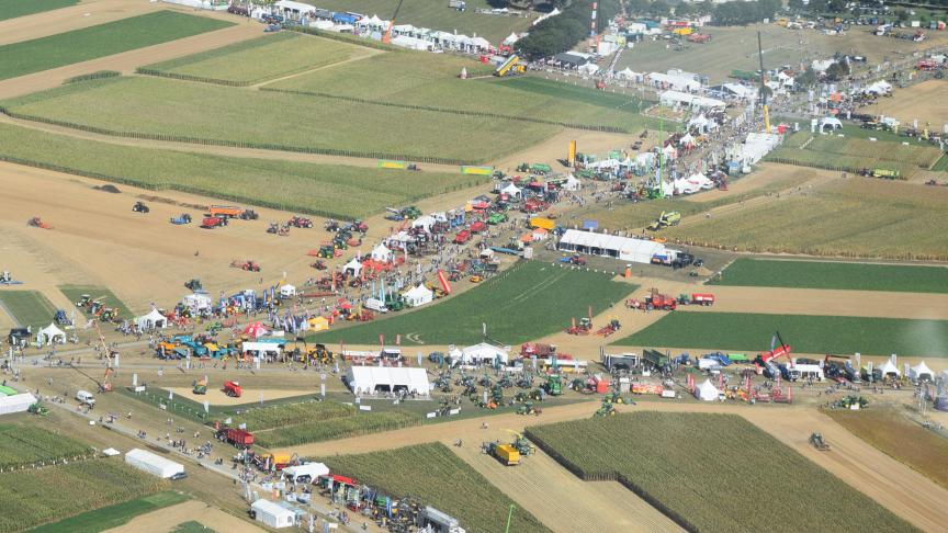 Plus de 250 machines seront présentées au travail sur une surface approchant 120 ha.  S’y ajoutent 187 exposants répartis sur 20.000 m² et 40.000 m² dédiés aux semenciers.