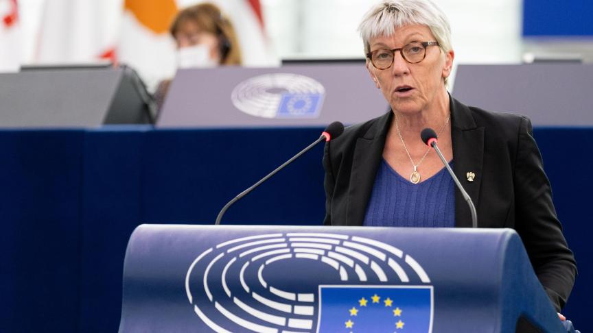 Caroline Roose, l’écologiste française d’origine belge, s’est inscrite en faveur d’une autre forme d’élevage qui soit non seulement plus respectueux de l’environnement mais aussi « plus gratifiant pour les éleveurs ».