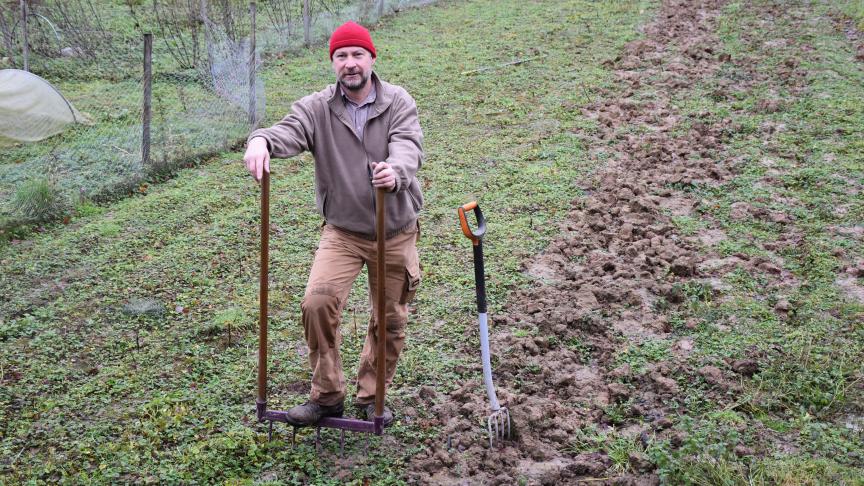 Jean-Philippe Gomrée, «garçon maraîcher» heureux sur sa parcelle à l’orée du bois du Laerbeek.