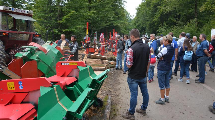Les démonstrations d’équipements forestiers en situation réelle font de Demo Forest  un événement unique en Europe de l’Ouest. A découvrir à Bertrix !