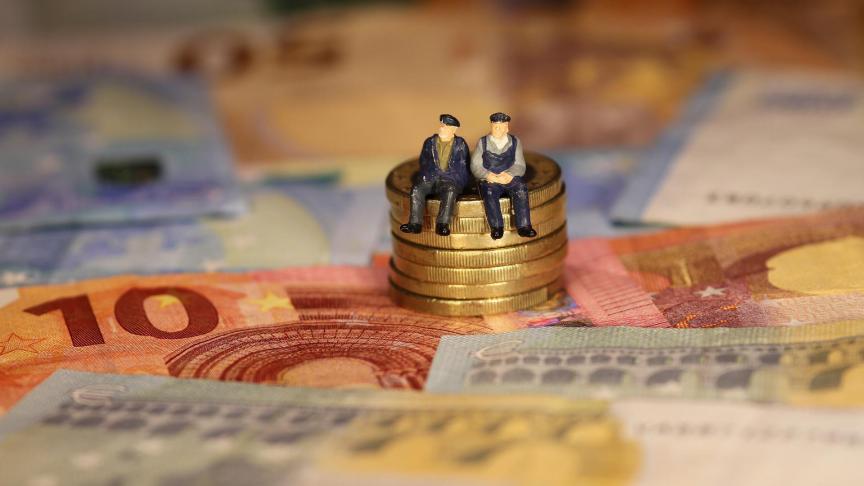 Cette mesure, qui pourrait avoir 17.326 bénéficiaires au total permettra aux conjoints-aidants nés entre 1956 et 1968 d’obtenir la possibilité d’accéder à la pension minimum.